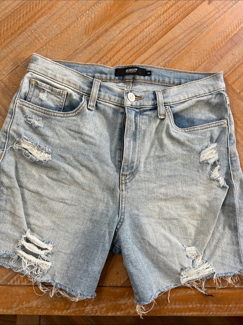 HUDSON Light Wash Distressed Denim Shorts Devon biker short